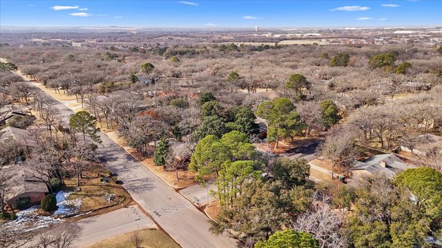 2218 Southridge Drive, Denton, TX 76205