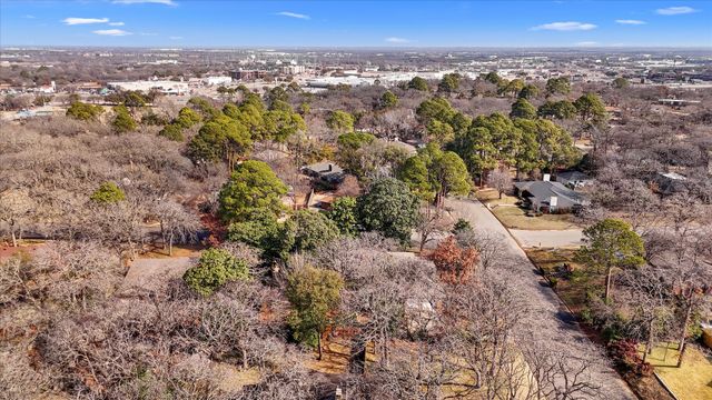 2218 Southridge Drive, Denton, TX 76205