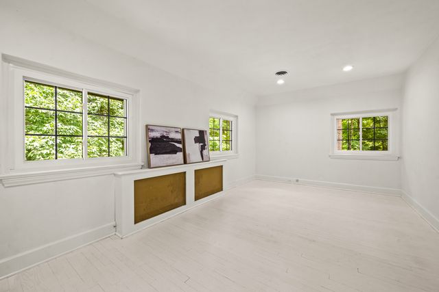327 Marshman Avenue, Highland Park, IL 60035