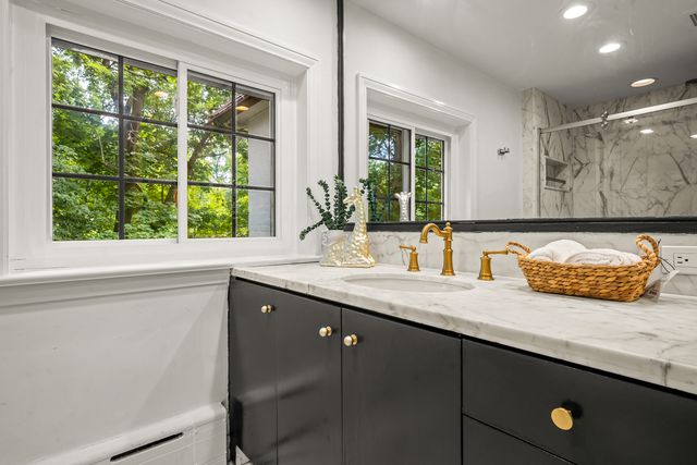 327 Marshman Avenue, Highland Park, IL 60035