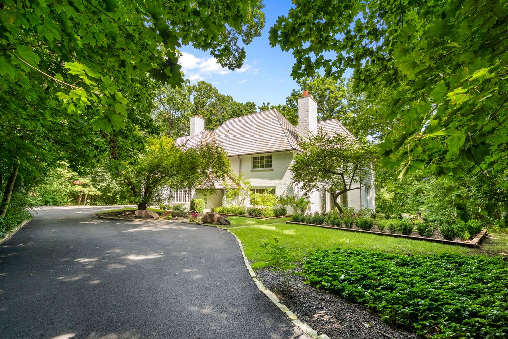 327 Marshman Avenue, Highland Park, IL 60035