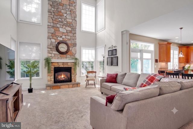 1135 WINDSOR RD, Mechanicsburg, PA 17050
