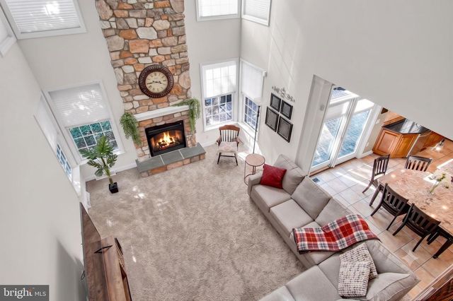 1135 WINDSOR RD, Mechanicsburg, PA 17050