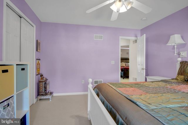 1135 WINDSOR RD, Mechanicsburg, PA 17050