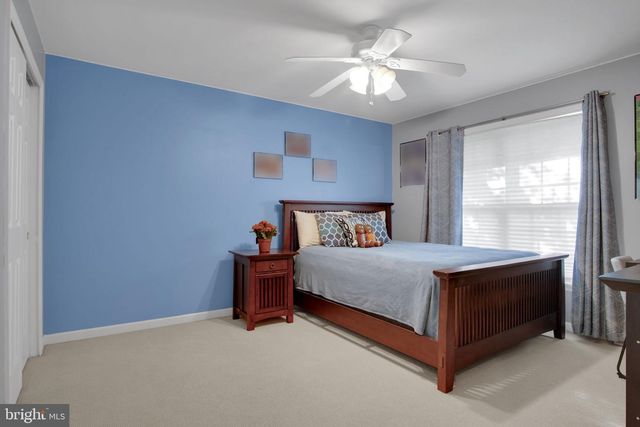 1135 WINDSOR RD, Mechanicsburg, PA 17050