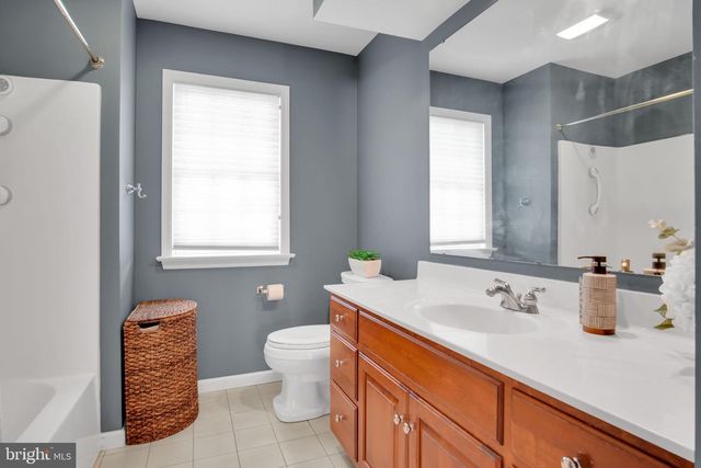 1135 WINDSOR RD, Mechanicsburg, PA 17050