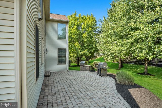 1135 WINDSOR RD, Mechanicsburg, PA 17050