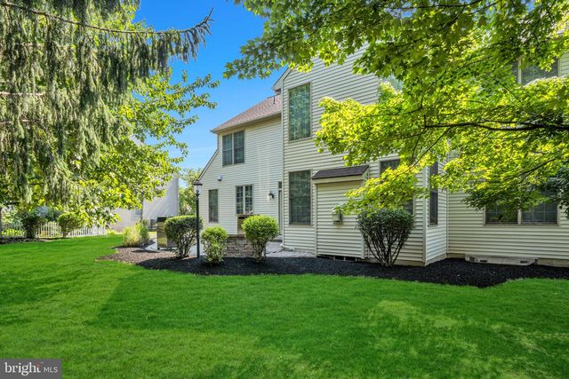 1135 WINDSOR RD, Mechanicsburg, PA 17050