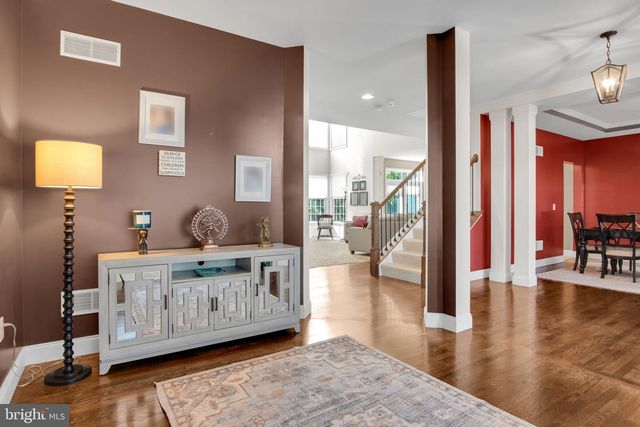 1135 WINDSOR RD, Mechanicsburg, PA 17050