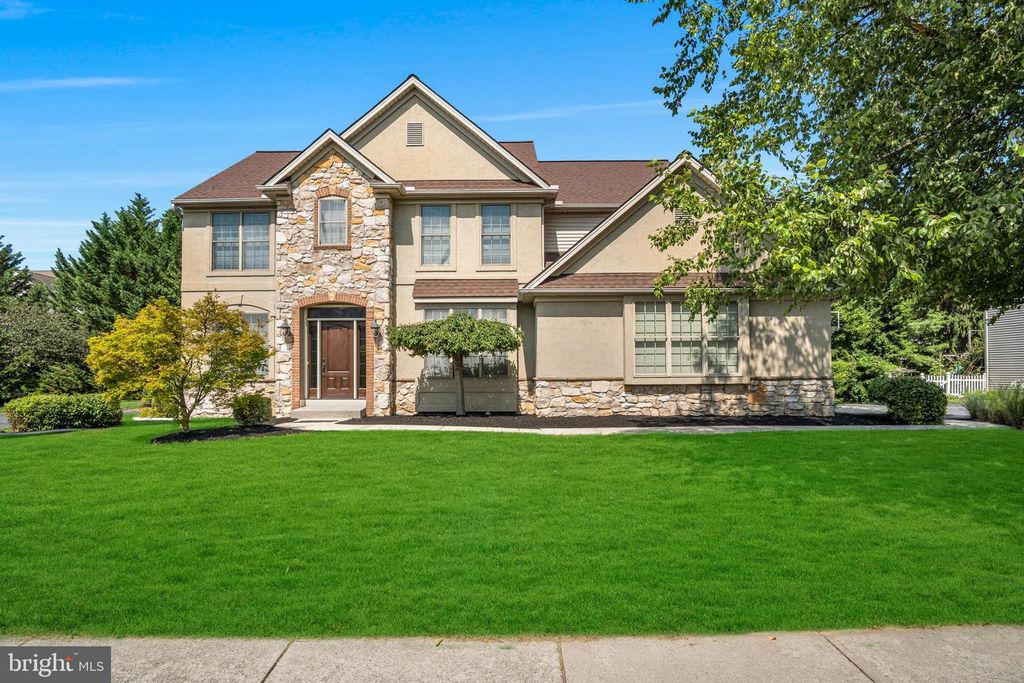 1135 WINDSOR RD, Mechanicsburg, PA 17050