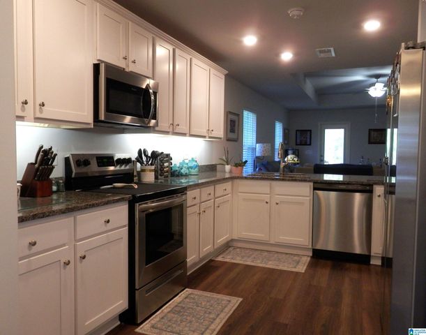 198 WATERFORD LAKE DRIVE, Calera, AL 35040