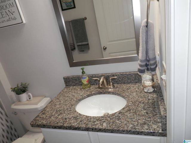 198 WATERFORD LAKE DRIVE, Calera, AL 35040