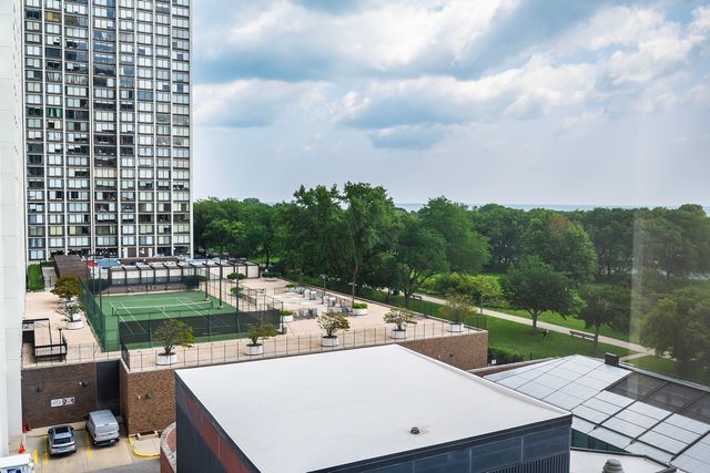 5415 N SHERIDAN Road 708, Chicago, IL 60640