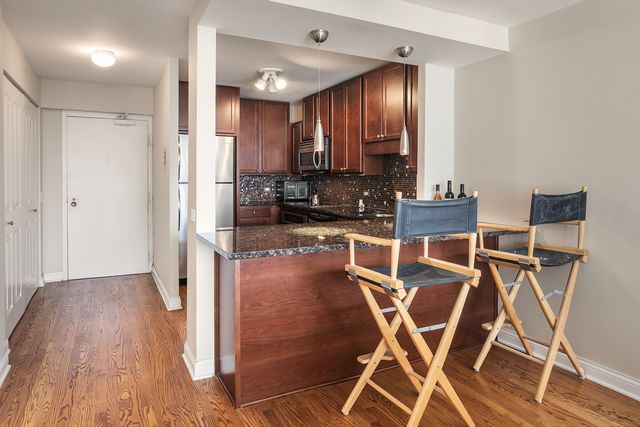 5415 N SHERIDAN Road 708, Chicago, IL 60640