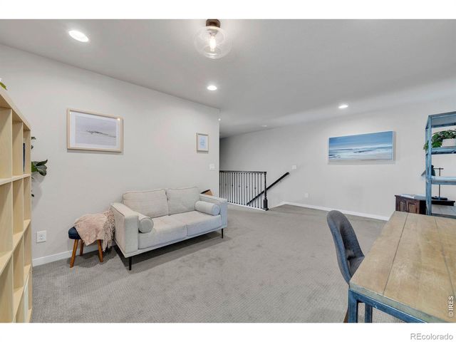 1083 Mountain Drive B, Longmont, CO 80503