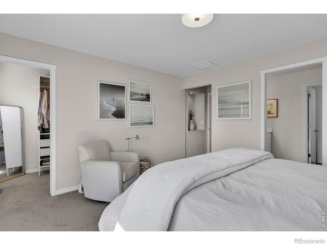 1083 Mountain Drive B, Longmont, CO 80503