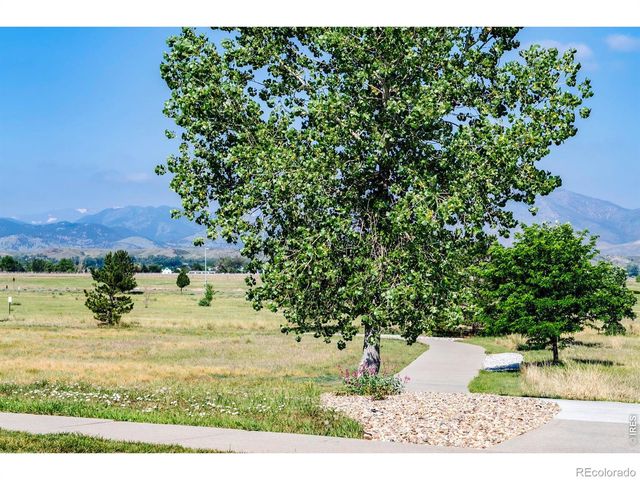 1083 Mountain Drive B, Longmont, CO 80503