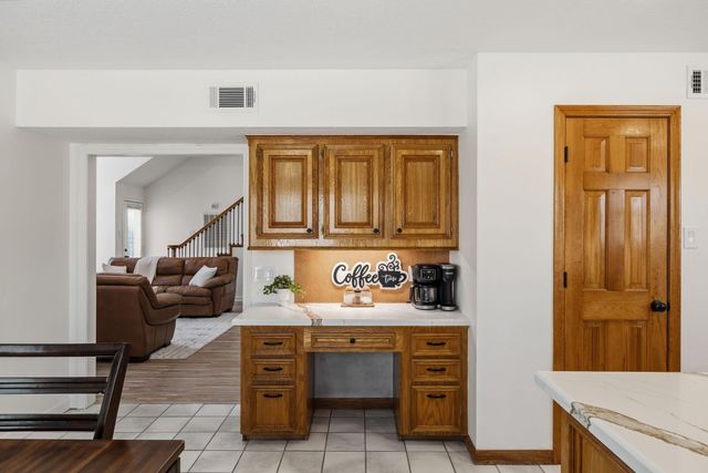 310 Pecan Loop Drive, Baytown, TX 77523