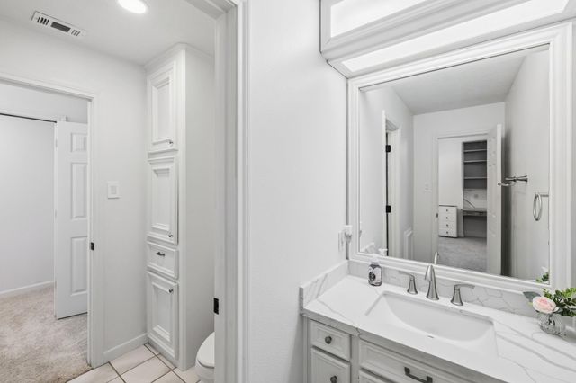 310 Pecan Loop Drive, Baytown, TX 77523