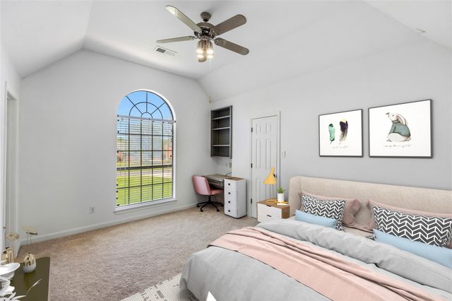 310 Pecan Loop Drive, Baytown, TX 77523