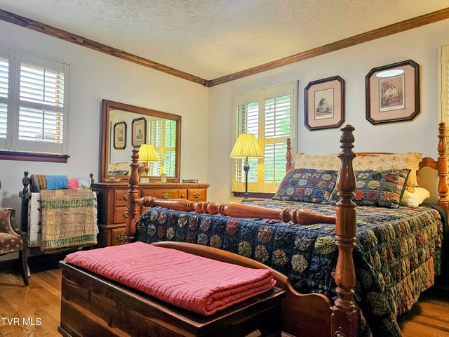 94 Ridge Road, Lebanon, VA 24266