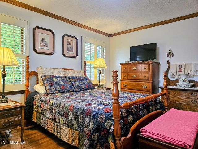 94 Ridge Road, Lebanon, VA 24266