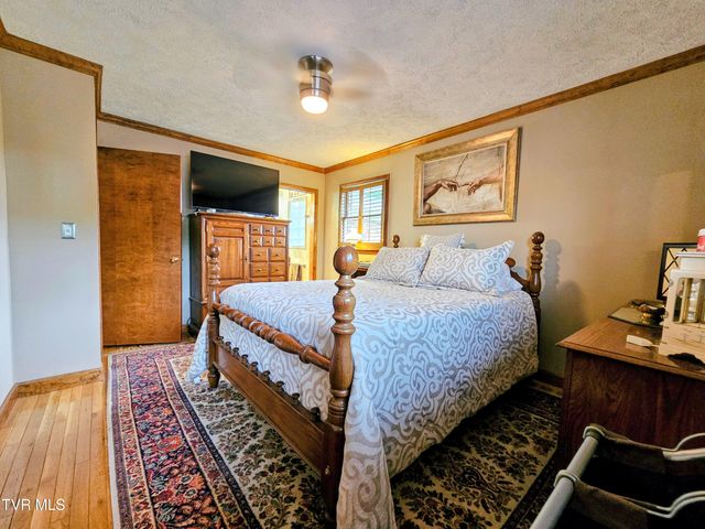 94 Ridge Road, Lebanon, VA 24266