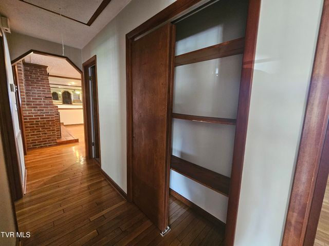 94 Ridge Road, Lebanon, VA 24266