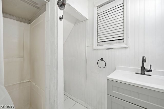 57 Ryle Ave, Paterson City, NJ 07522