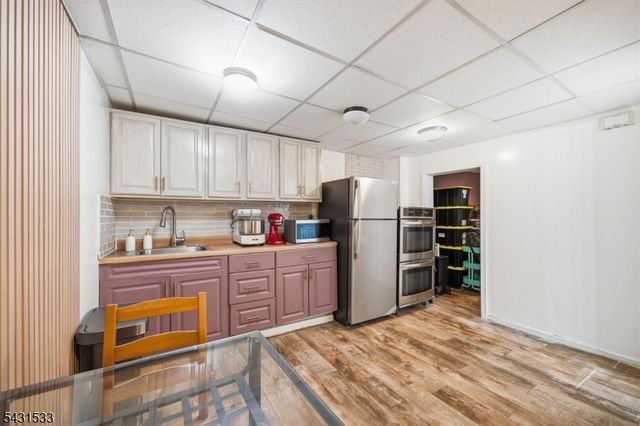 57 Ryle Ave, Paterson City, NJ 07522