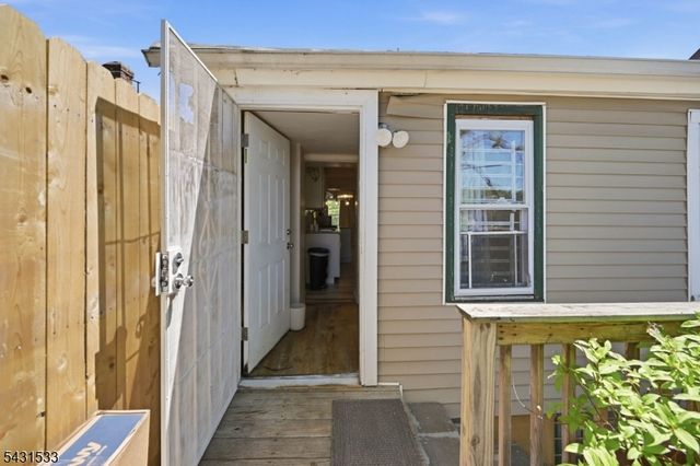 57 Ryle Ave, Paterson City, NJ 07522