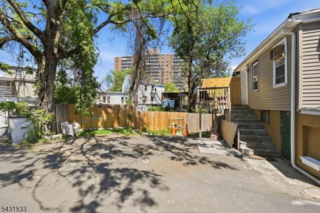 57 Ryle Ave, Paterson City, NJ 07522