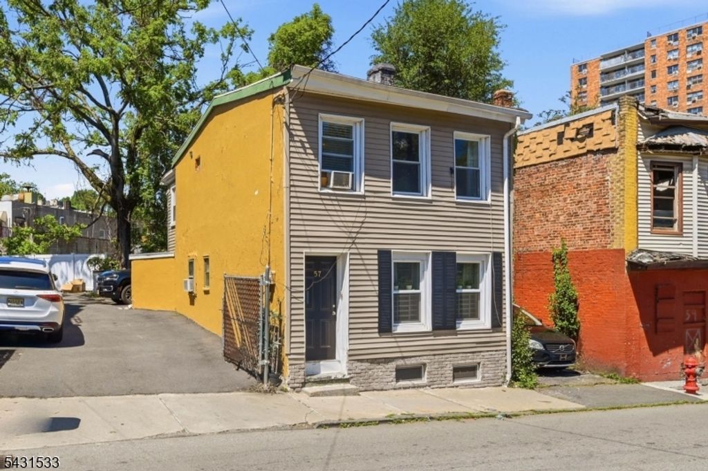 57 Ryle Ave, Paterson City, NJ 07522
