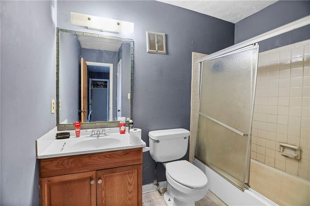 273 Country Club Drive, Jonesboro, GA 30238