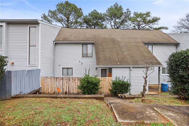 273 Country Club Drive, Jonesboro, GA 30238