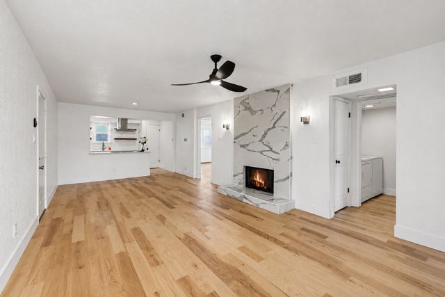 10650 Steppington Drive 219, Dallas, TX 75230
