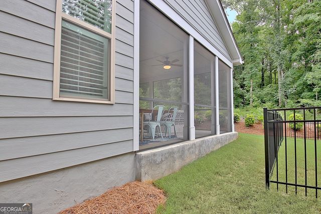432 Silverbell Court, Peachtree City, GA 30269
