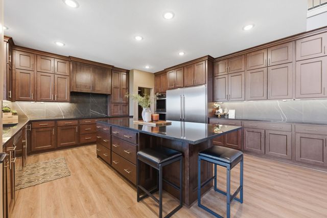 243 Thurston Ln, Derby, KS 67037