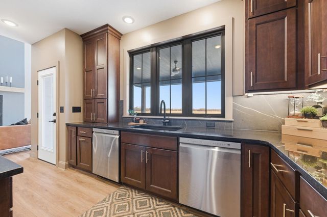 243 Thurston Ln, Derby, KS 67037