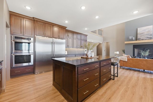 243 Thurston Ln, Derby, KS 67037