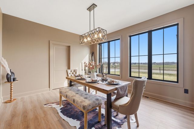 243 Thurston Ln, Derby, KS 67037