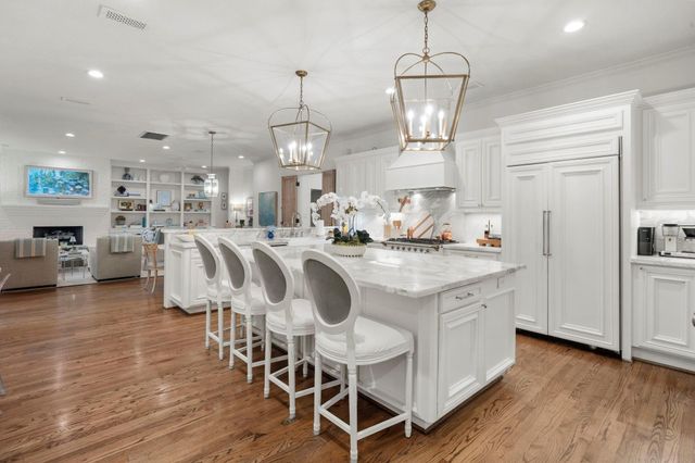 64 Glen Loch Court, Sugar Land, TX 77479
