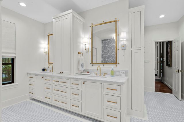 64 Glen Loch Court, Sugar Land, TX 77479