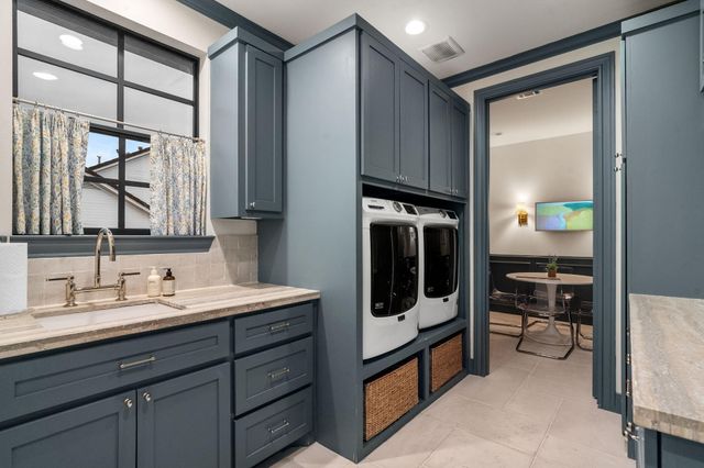 64 Glen Loch Court, Sugar Land, TX 77479