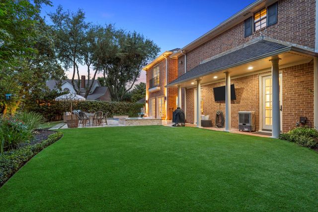 64 Glen Loch Court, Sugar Land, TX 77479