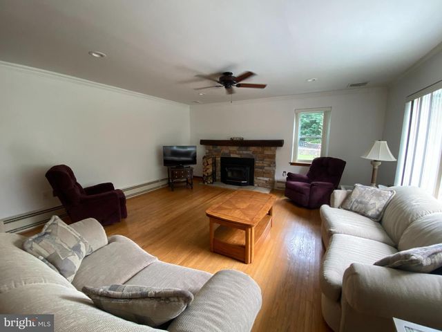 101 S ELMWOOD AVE, Glenolden, PA 19036