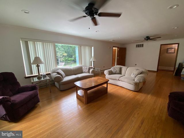 101 S ELMWOOD AVE, Glenolden, PA 19036