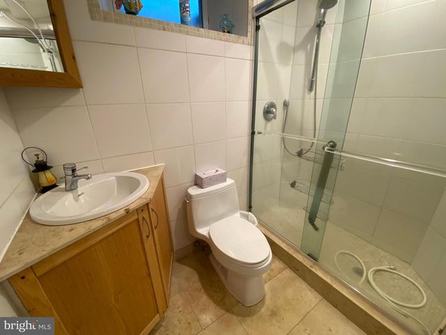 101 S ELMWOOD AVE, Glenolden, PA 19036