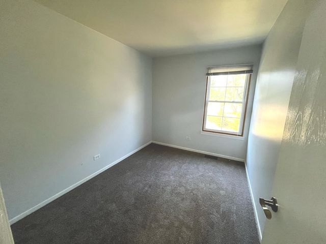 634 Nantucket Way, Island Lake, IL 60042
