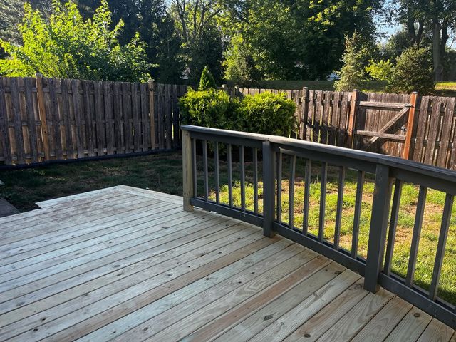 634 Nantucket Way, Island Lake, IL 60042